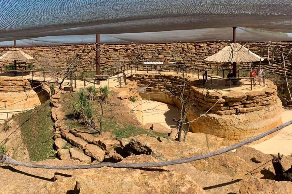 Maison 2-3 Pers Semi-Troglodyte Angers-Saumur Louresse-Rochemenier Exteriör bild